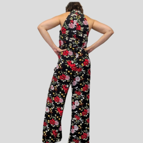 SHEIN Flare Leg Halter Jumpsuit ~ NEW - Picture 2 of 8